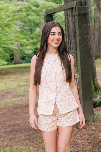 Judy Eyelet Set